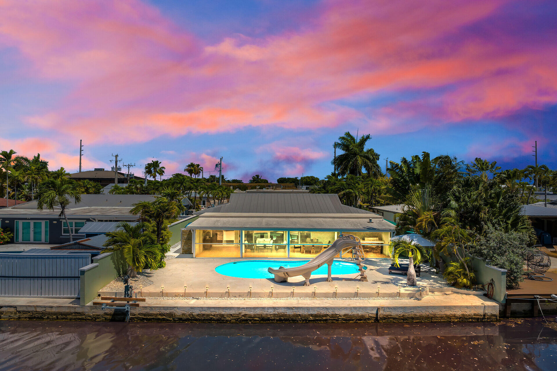 3206 Riviera Drive