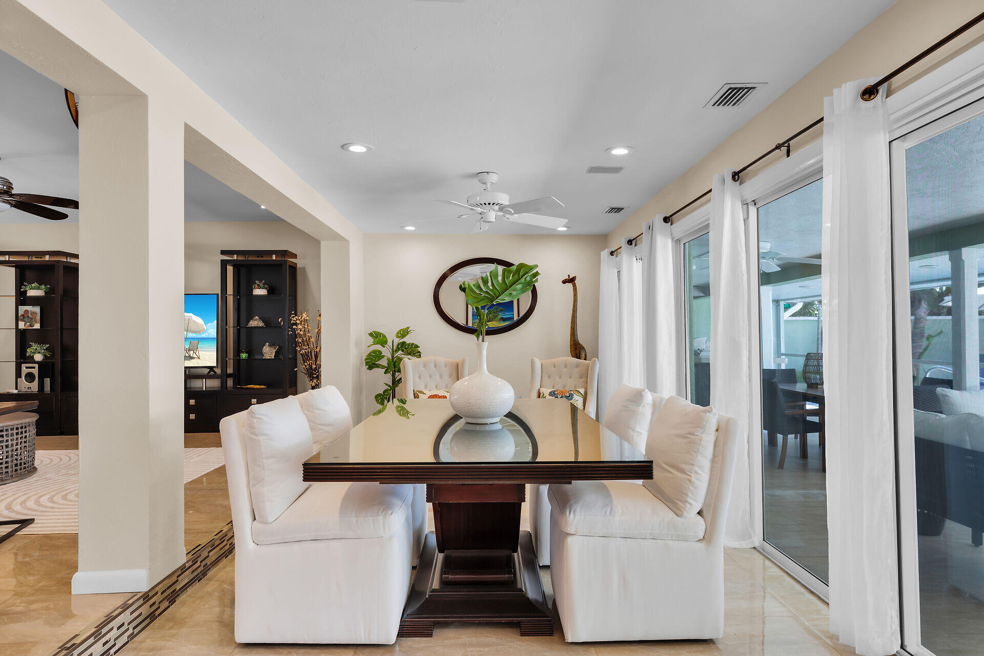 3206 Riviera Drive