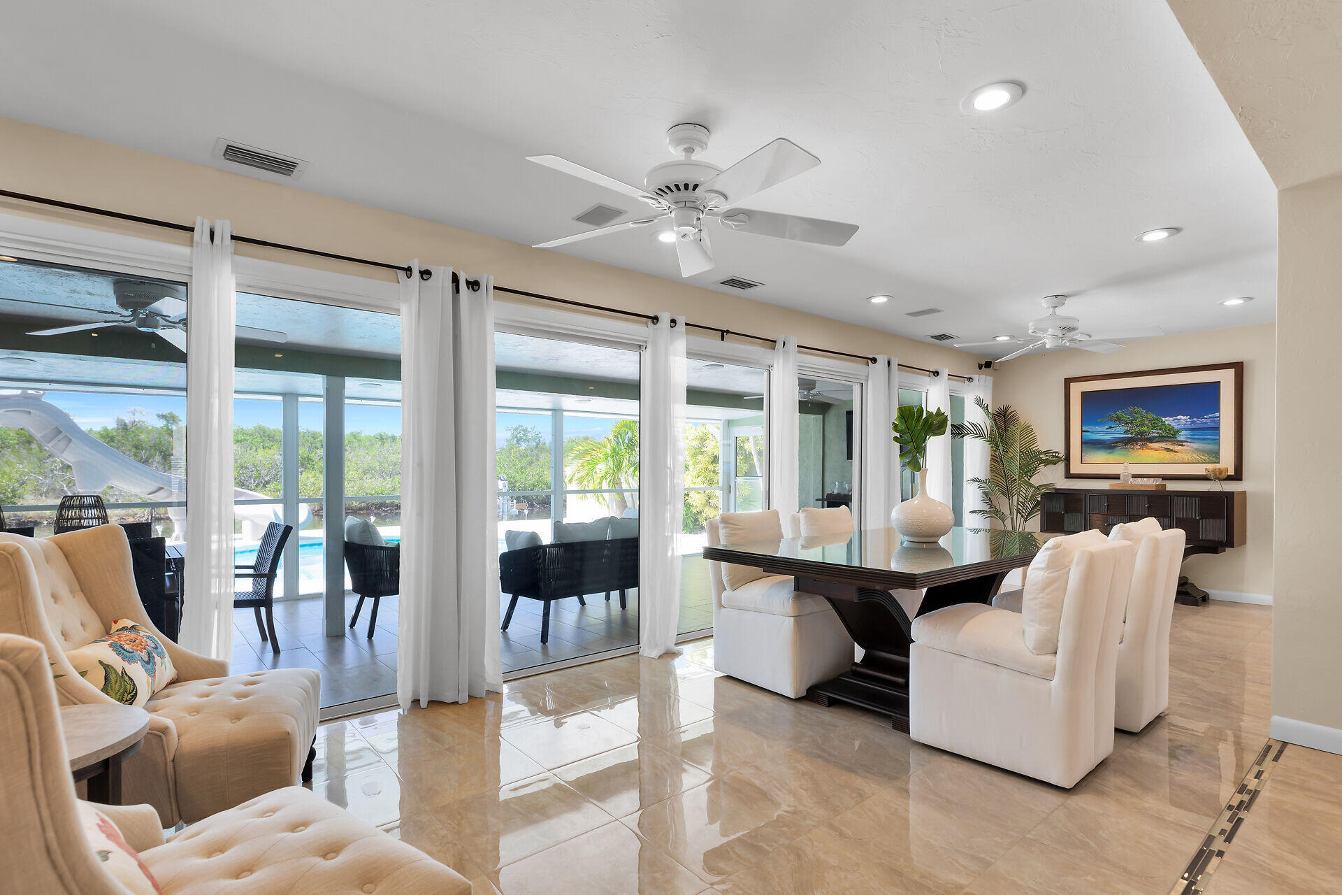3206 Riviera Drive