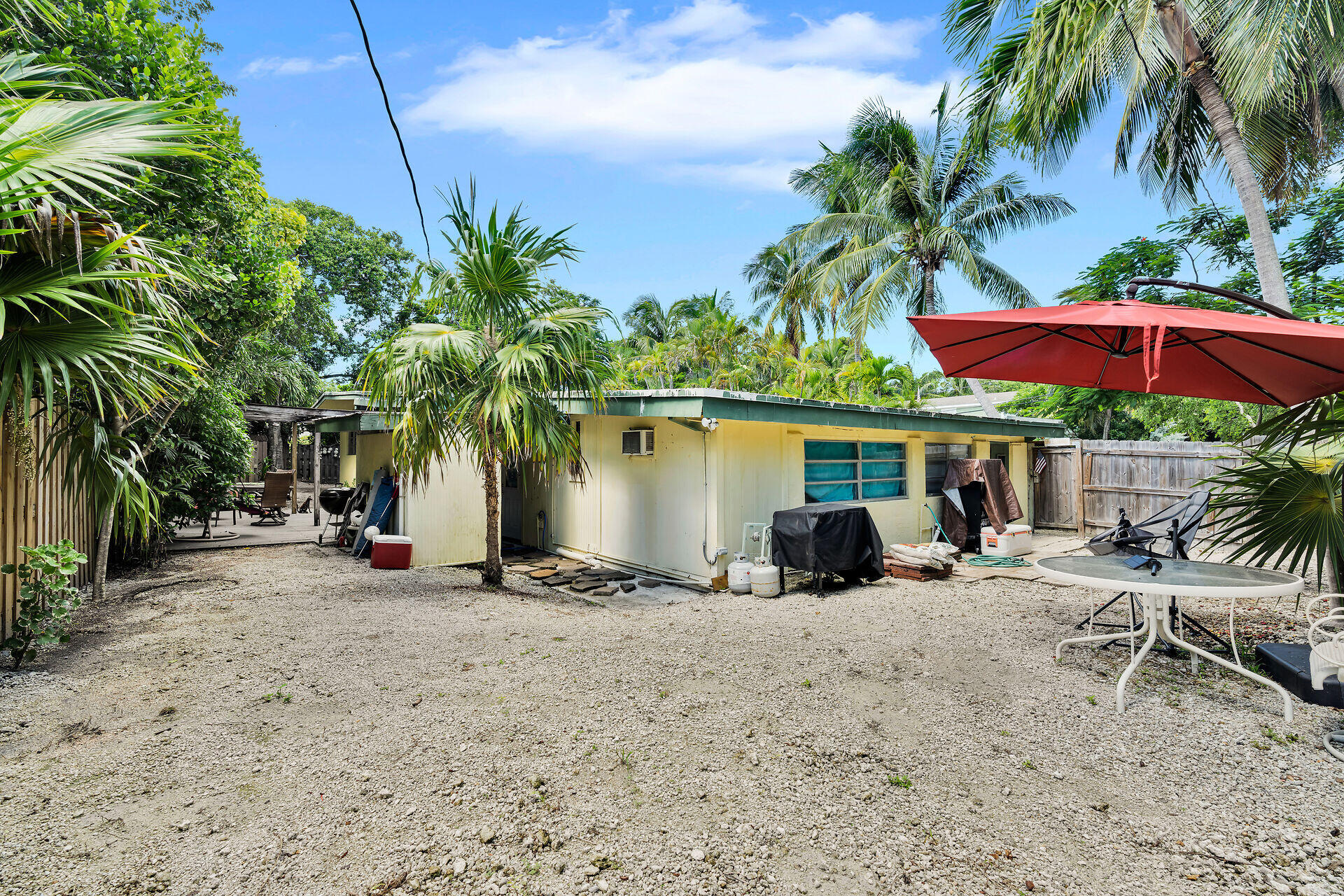 5353 Dogwood Dell Street