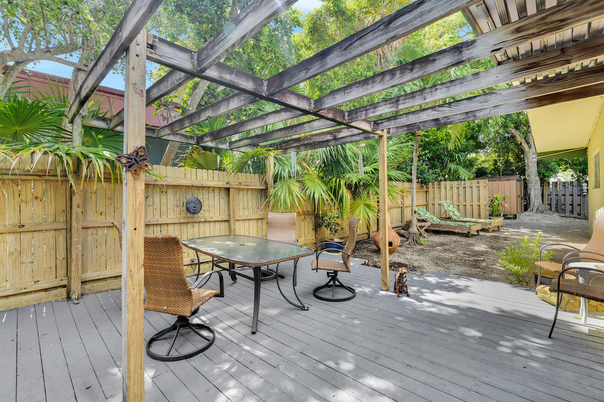 5353 Dogwood Dell Street