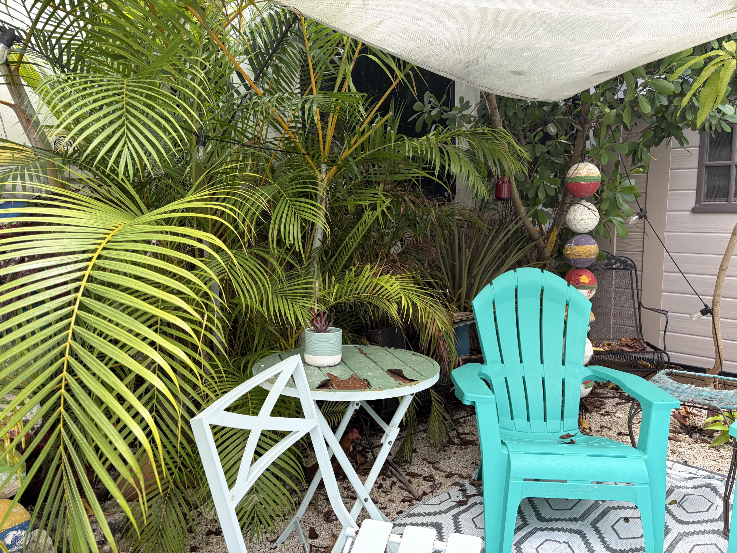 29859 Overseas Highway 27
