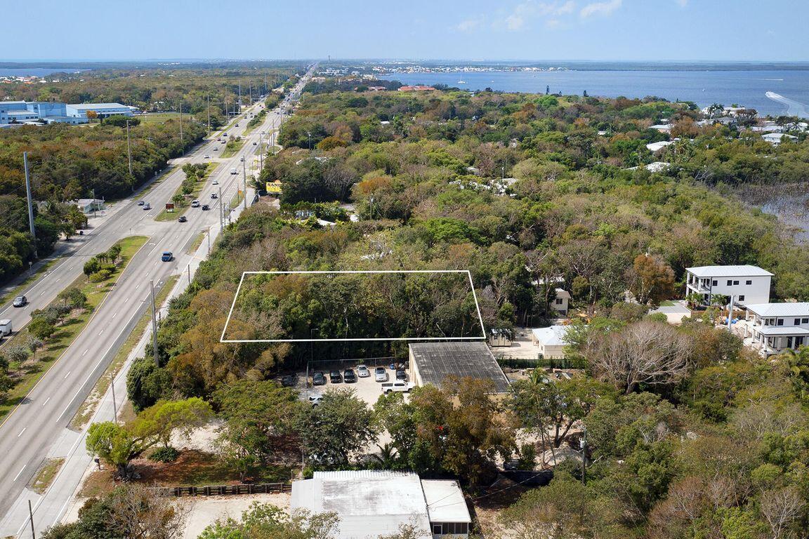 105184 Overseas Highway