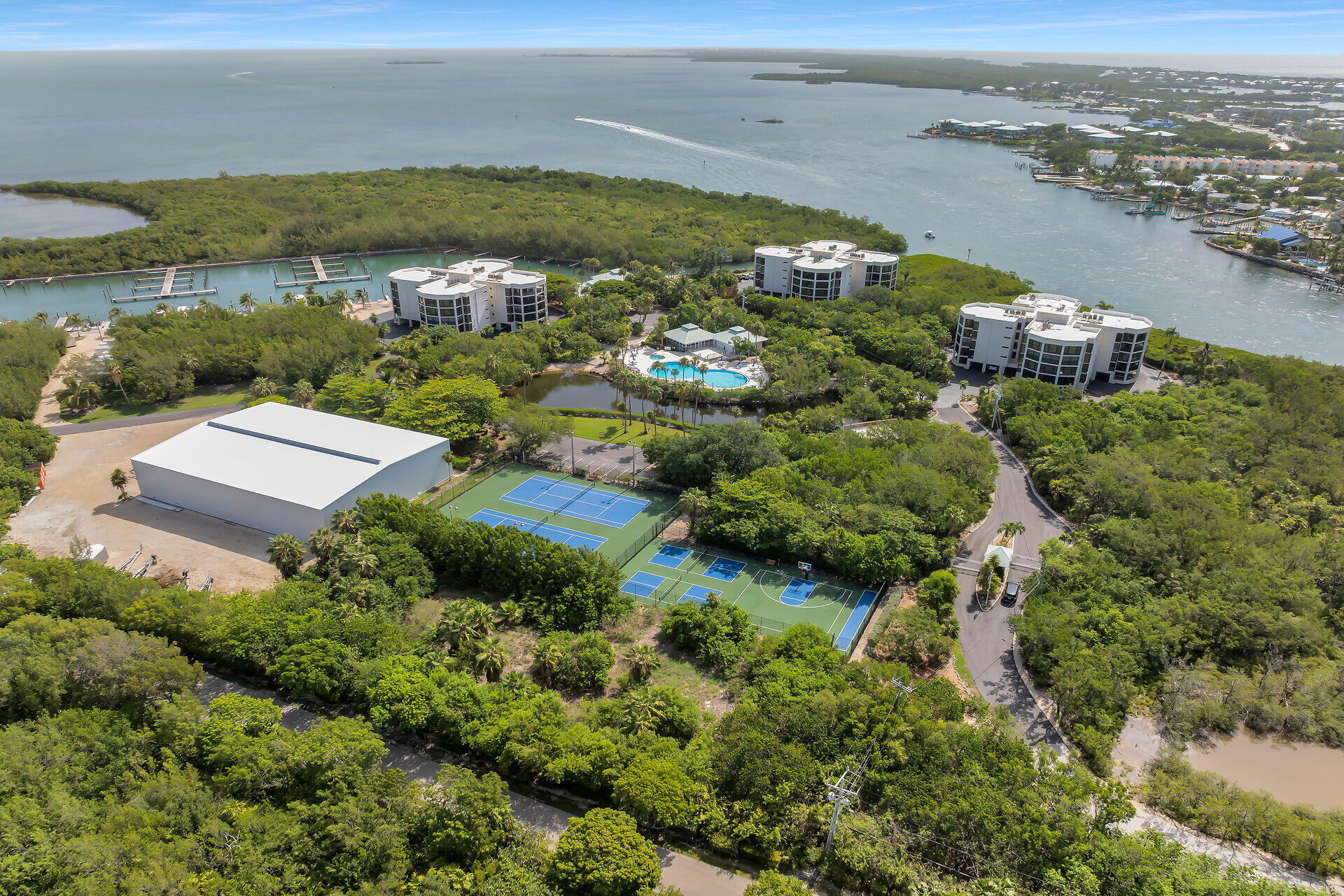6203 Gulf Of Mexico Boulevard 203