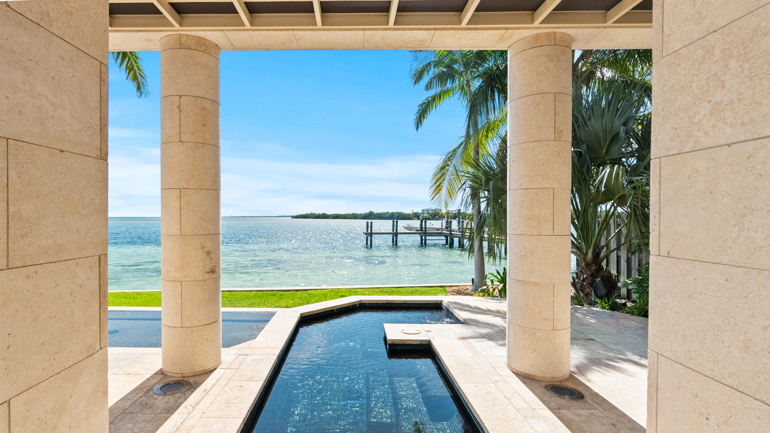 201 W Seaview Drive