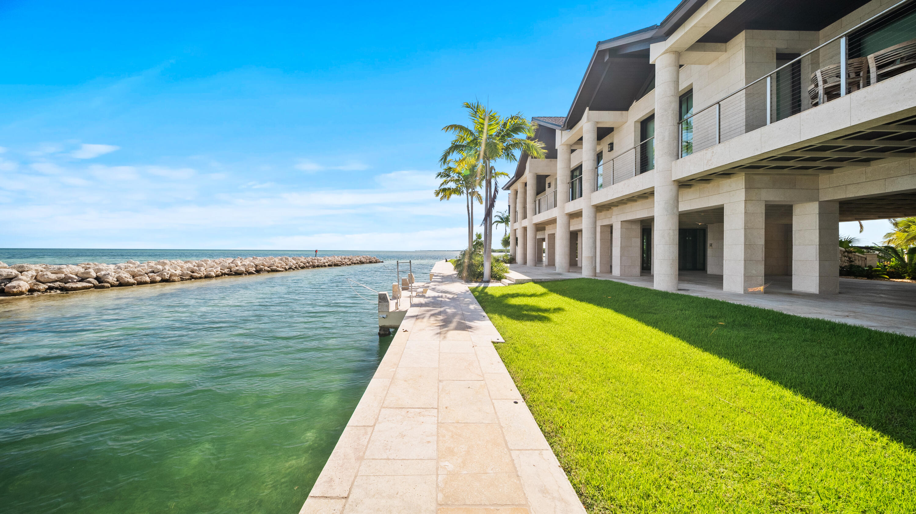 201 W Seaview Drive