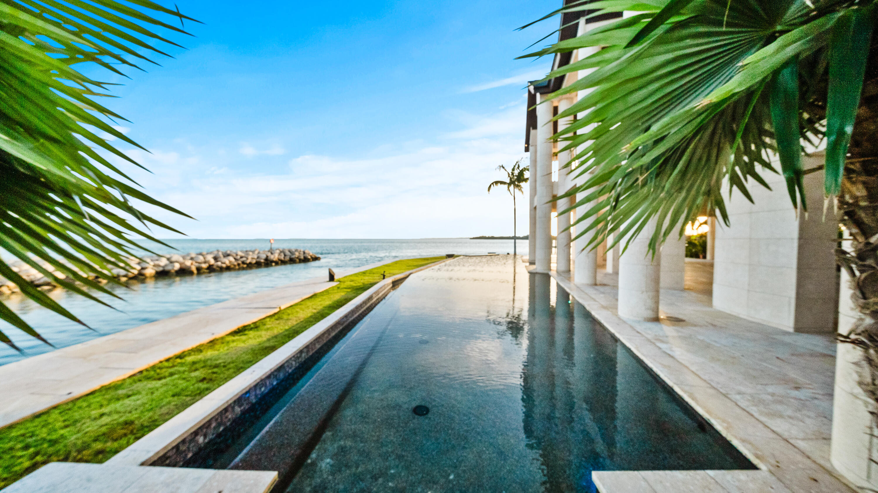 201 W Seaview Drive