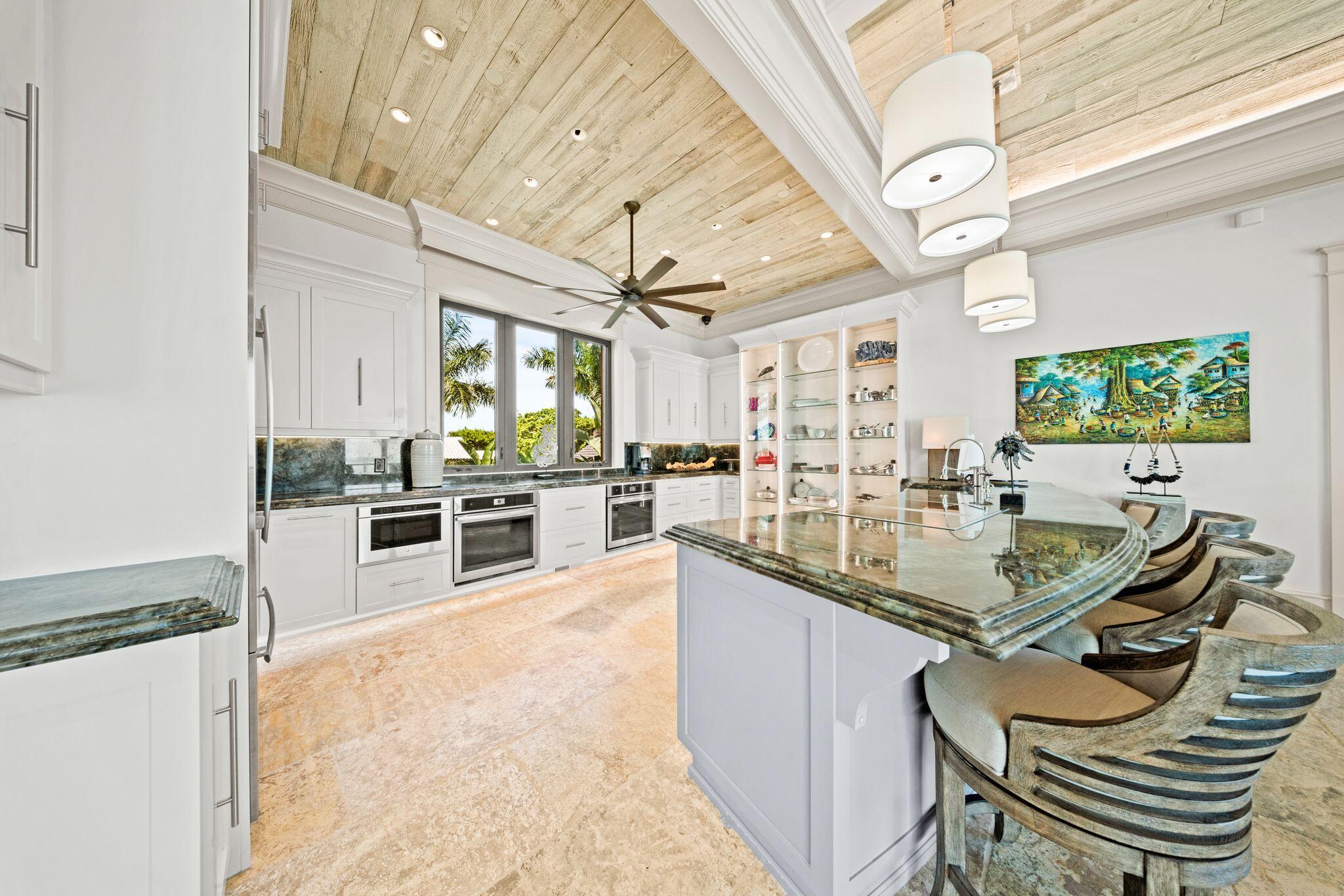 201 W Seaview Drive