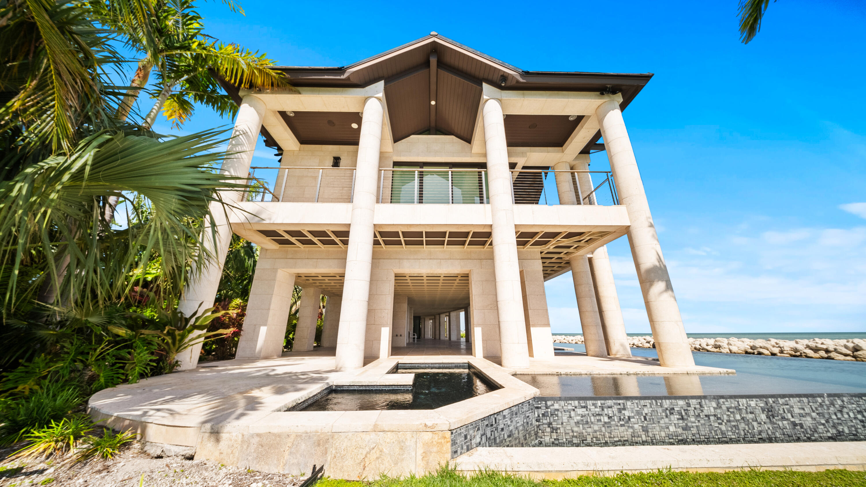 201 W Seaview Drive