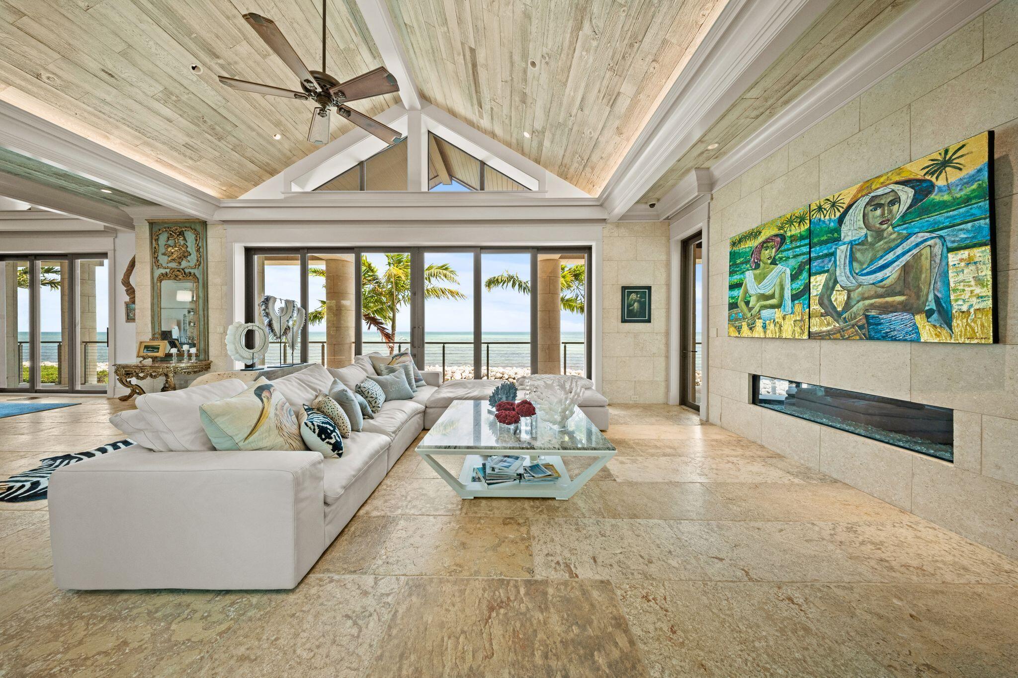 201 W Seaview Drive