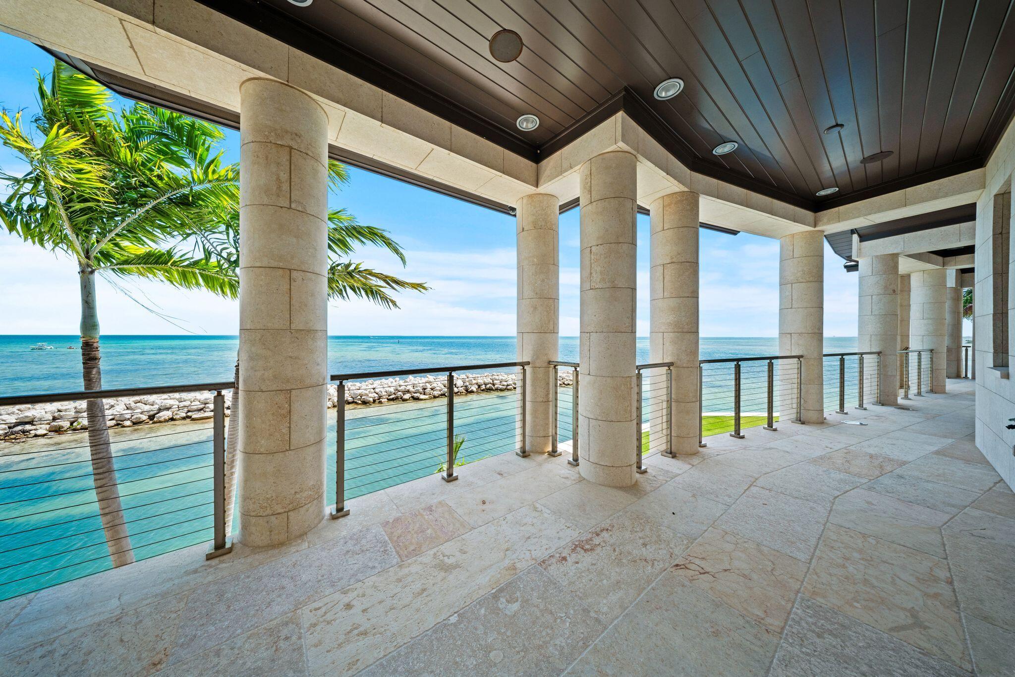 201 W Seaview Drive