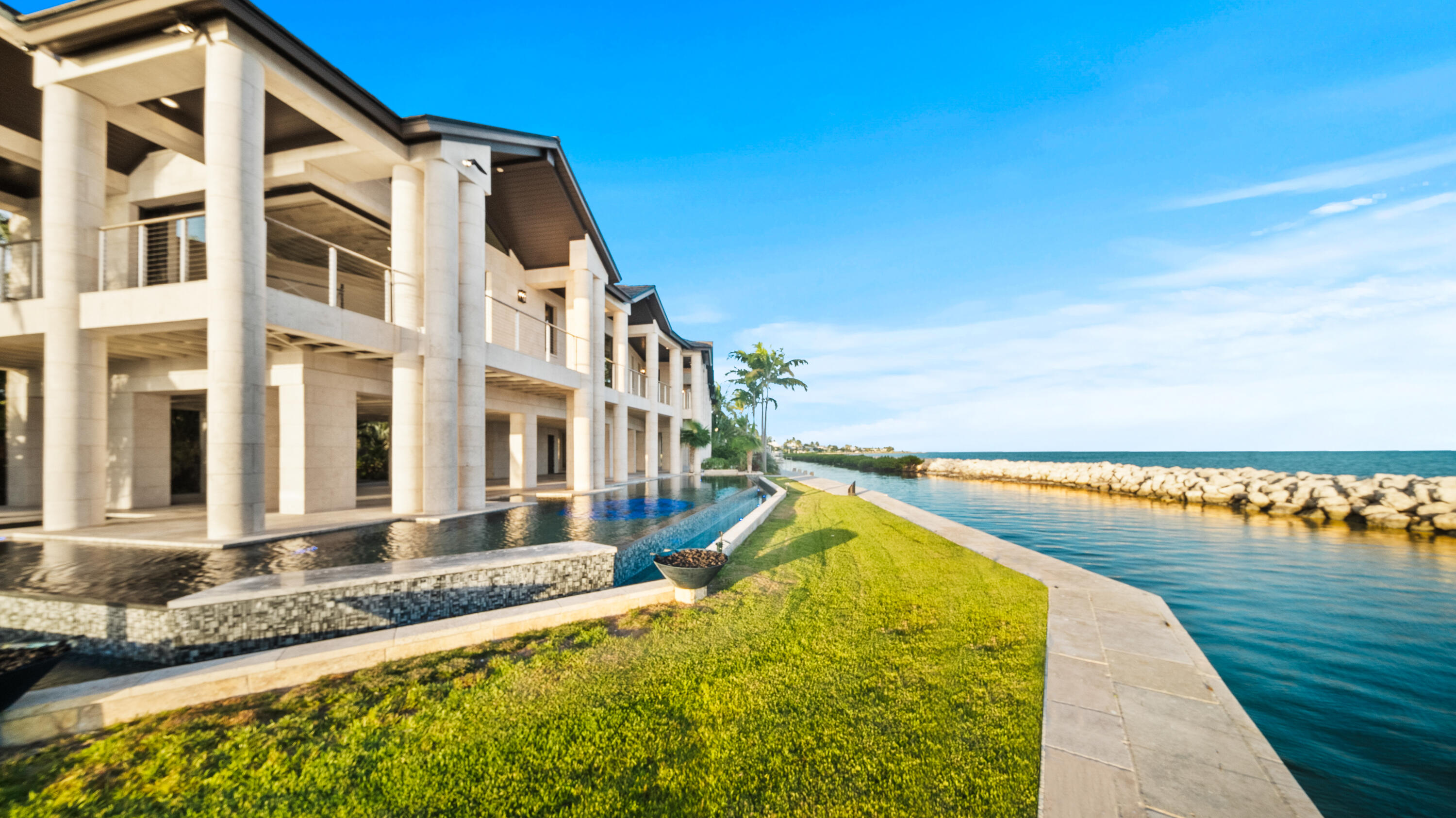 201 W Seaview Drive