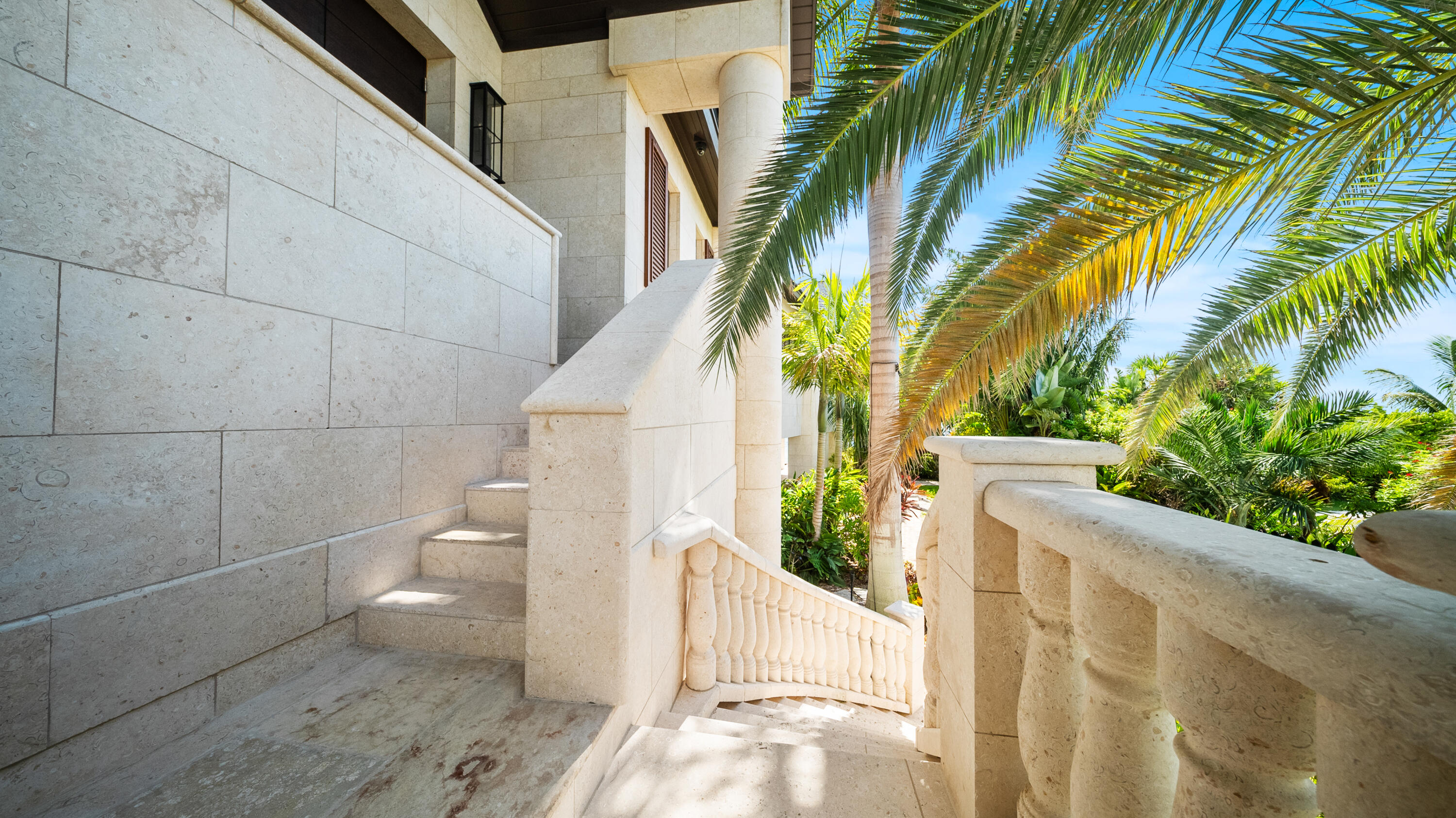 201 W Seaview Drive