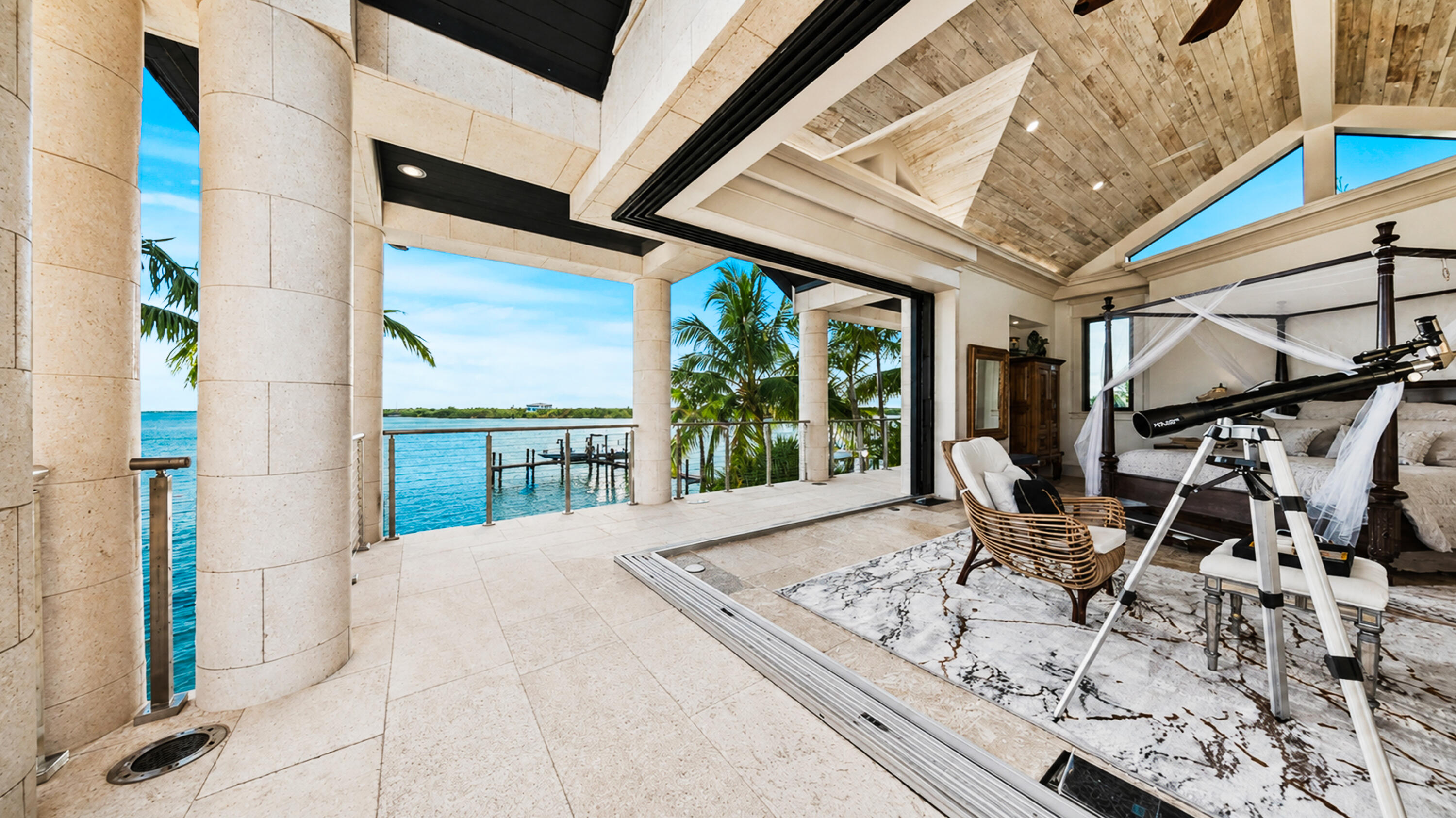 201 W Seaview Drive