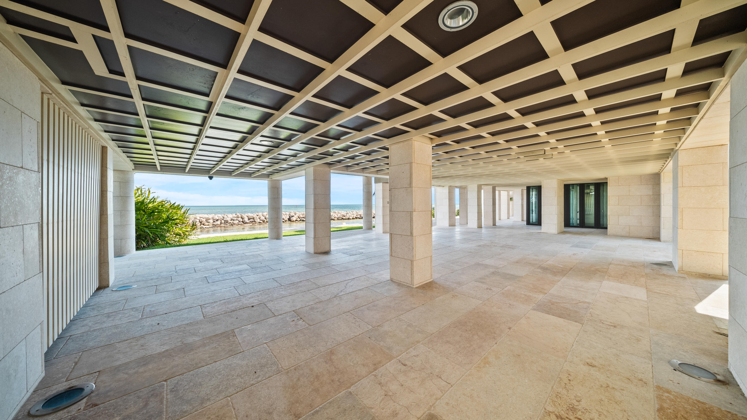 201 W Seaview Drive
