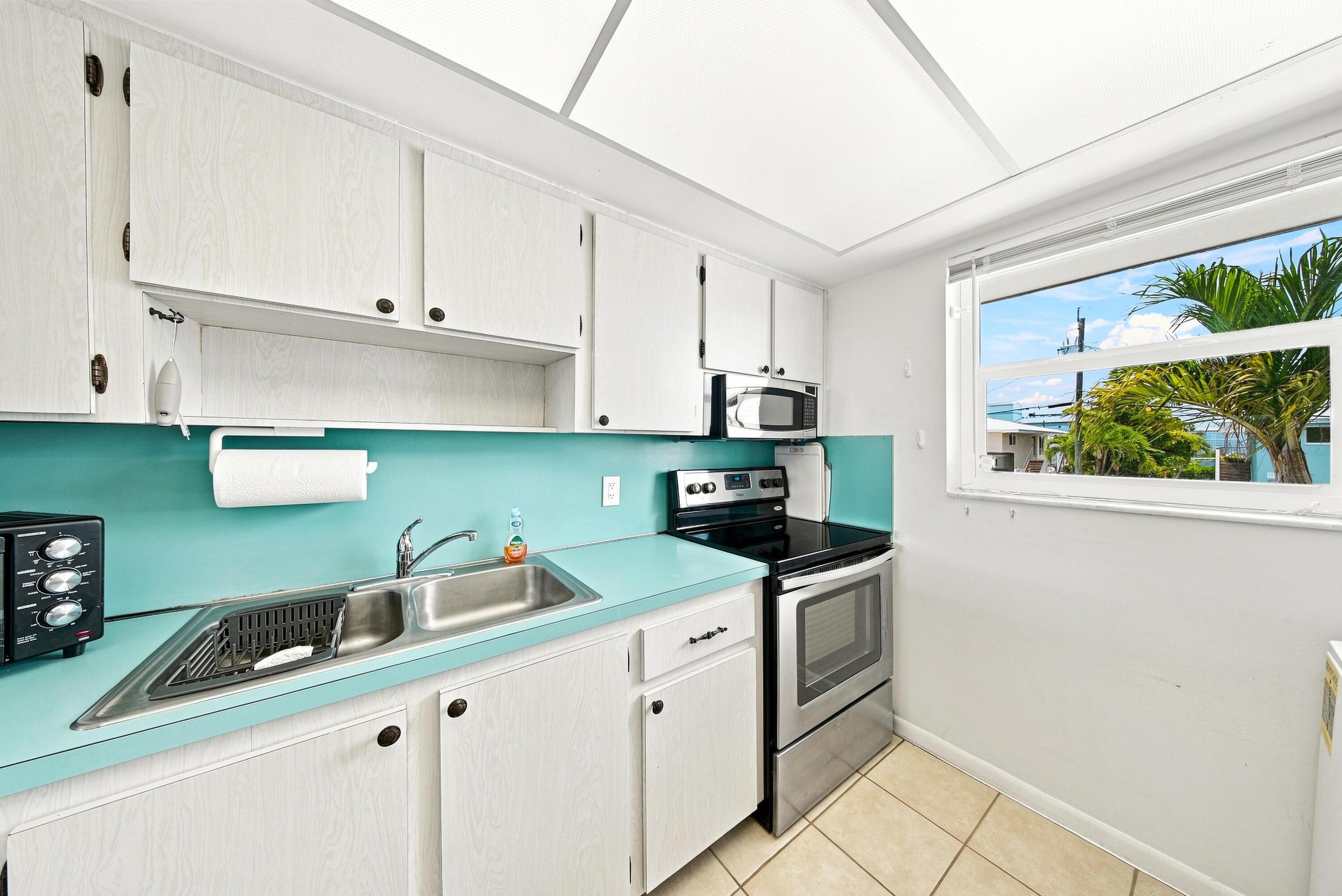 389 N Anglers Drive 206