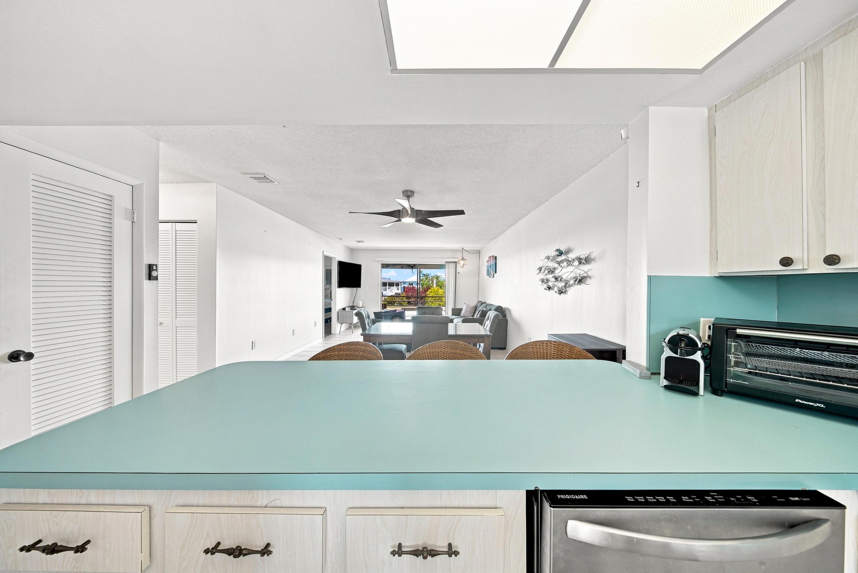 389 N Anglers Drive 206