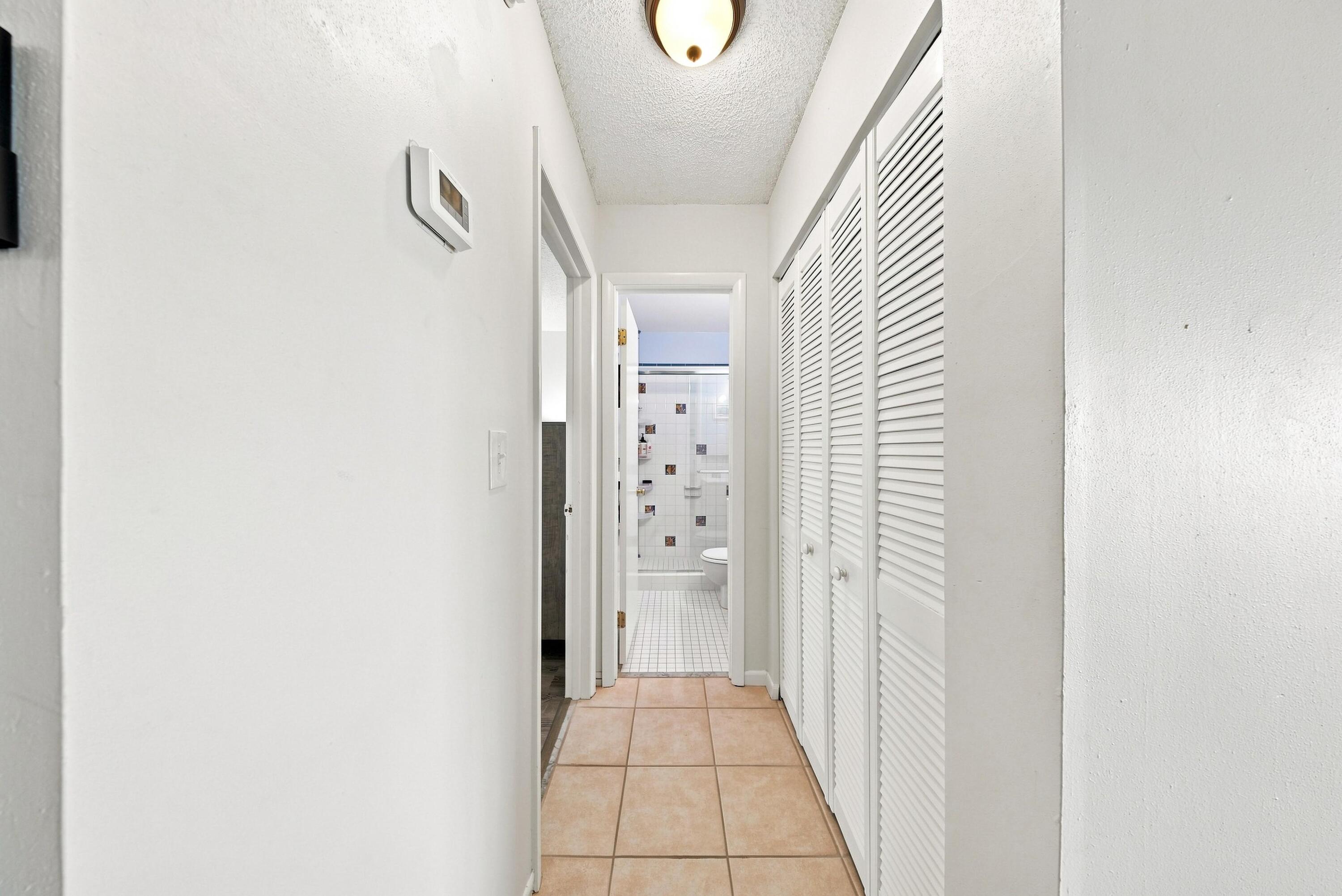 389 N Anglers Drive 206