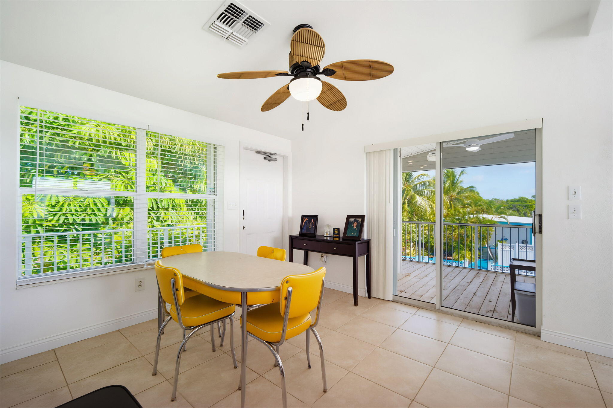 27937 Coral Shores Road