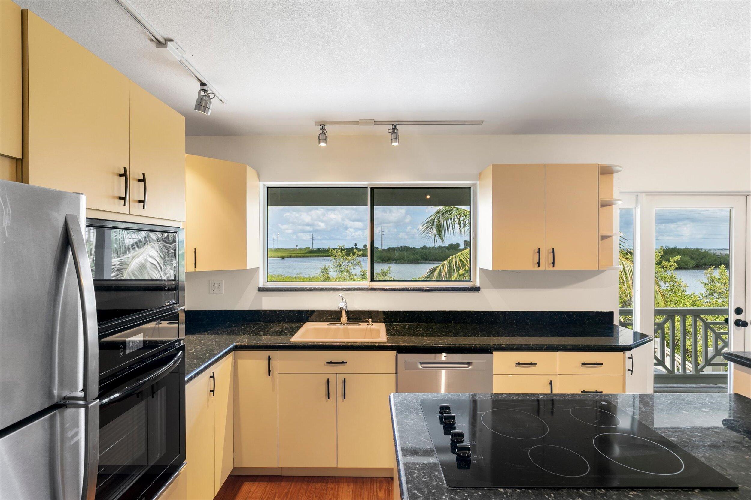 9 Blue Water Drive