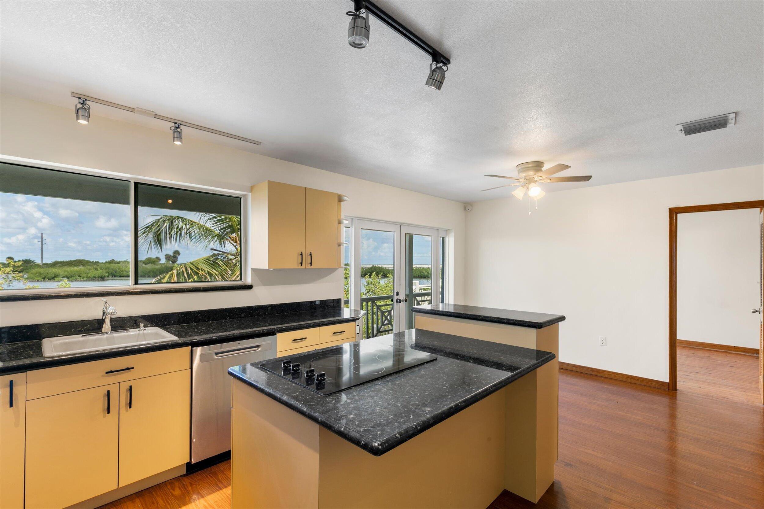 9 Blue Water Drive