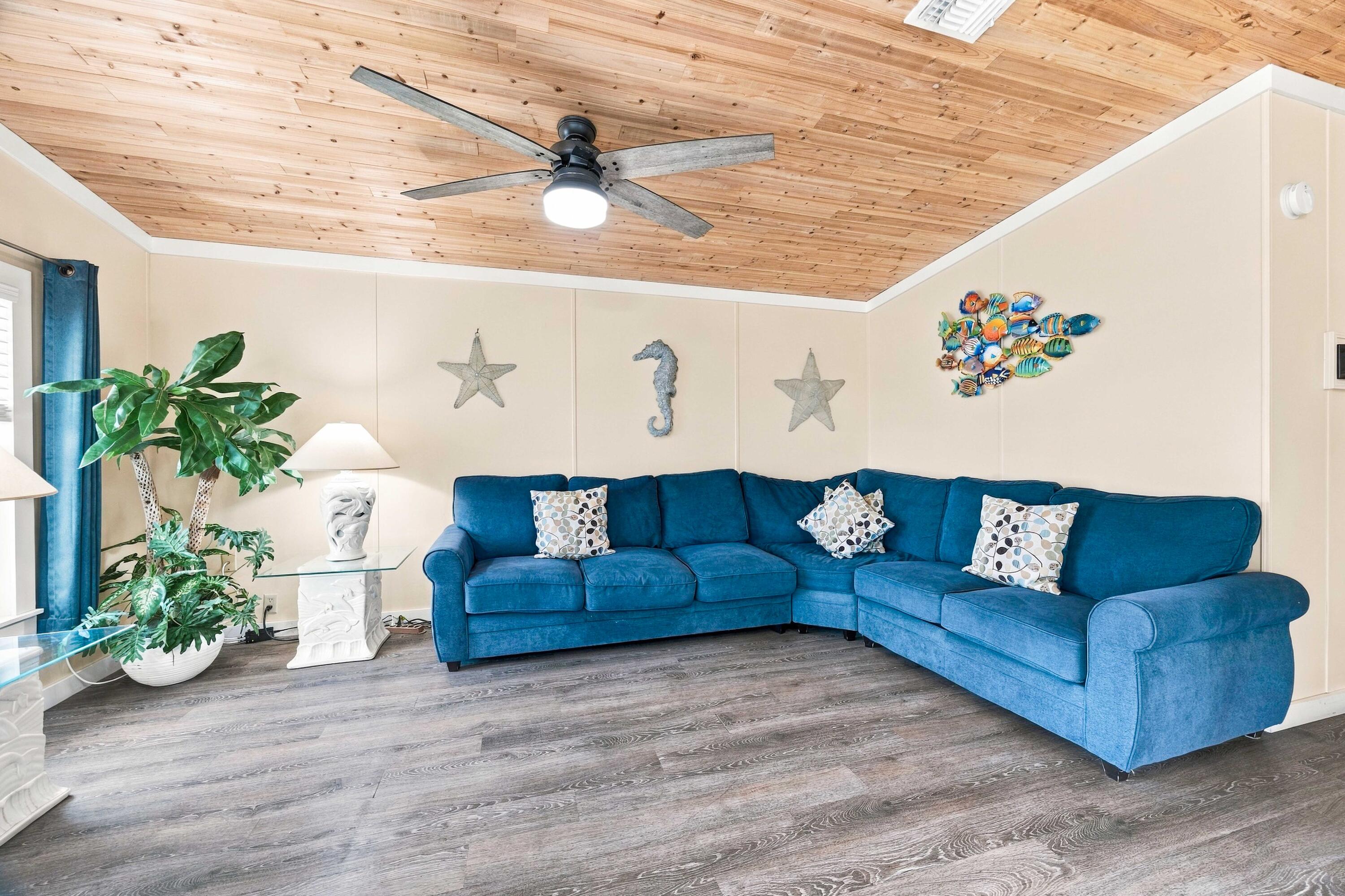 701 Spanish Main Drive 123