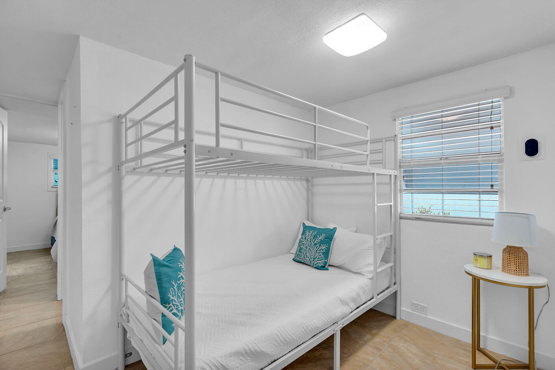 72 Avenue C