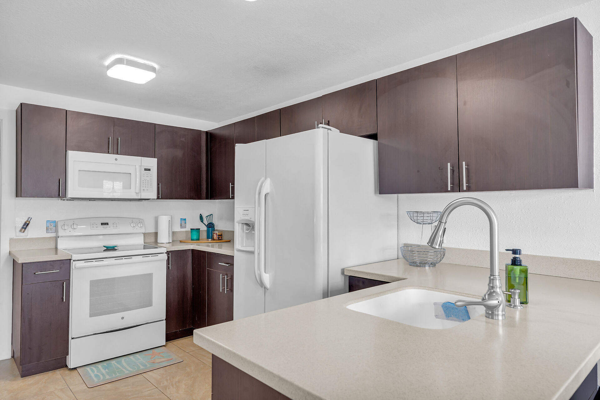 72 Avenue C
