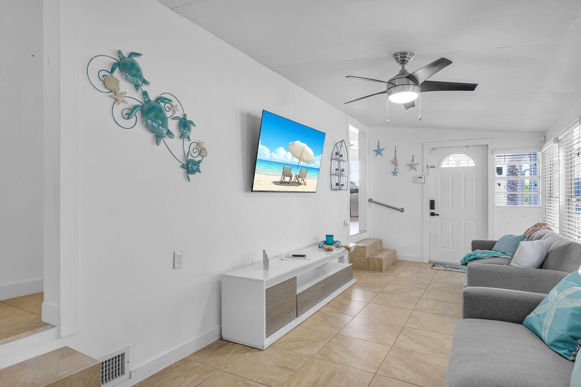 72 Avenue C