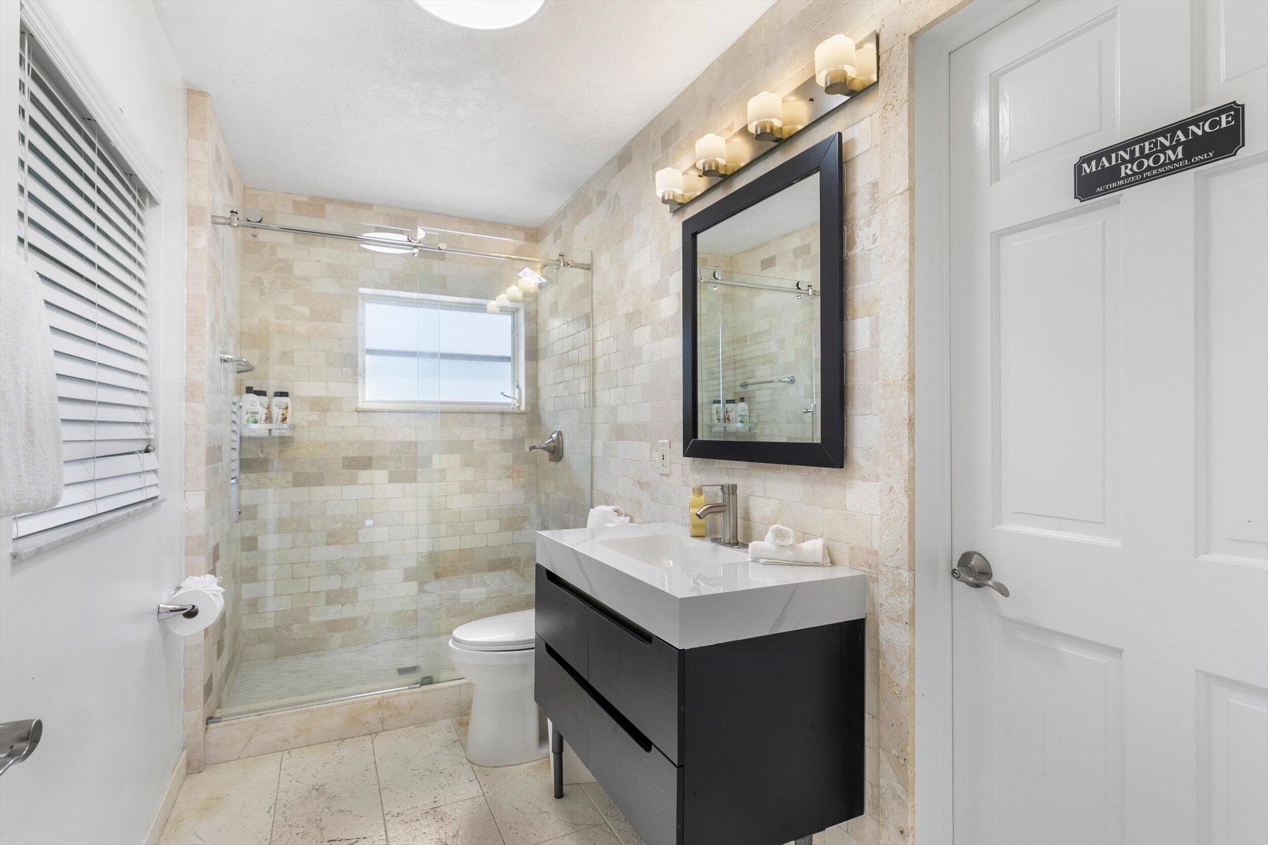 481 E Shore Drive 481 E Shore Drive