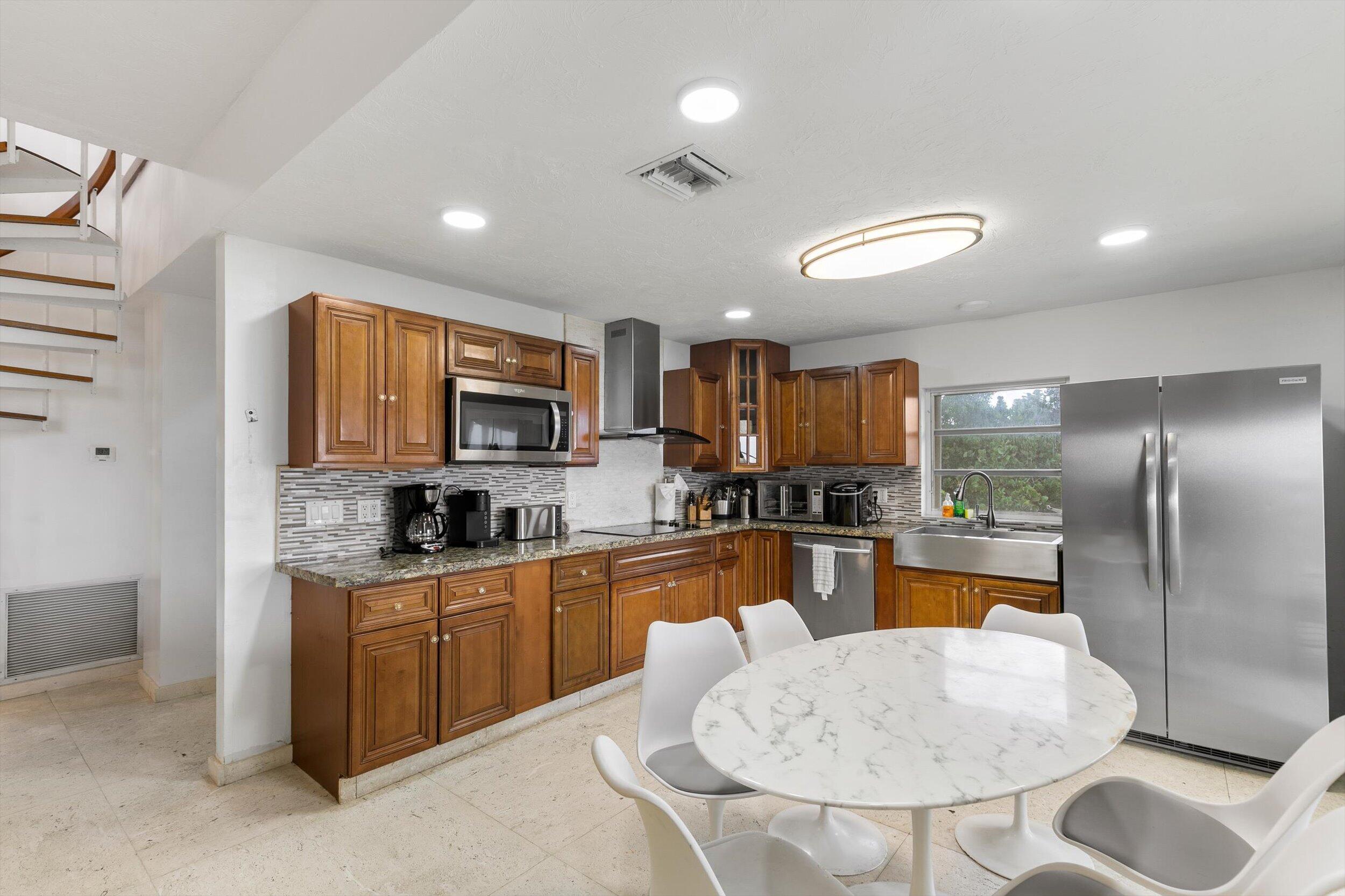 481 E Shore Drive 481 E Shore Drive