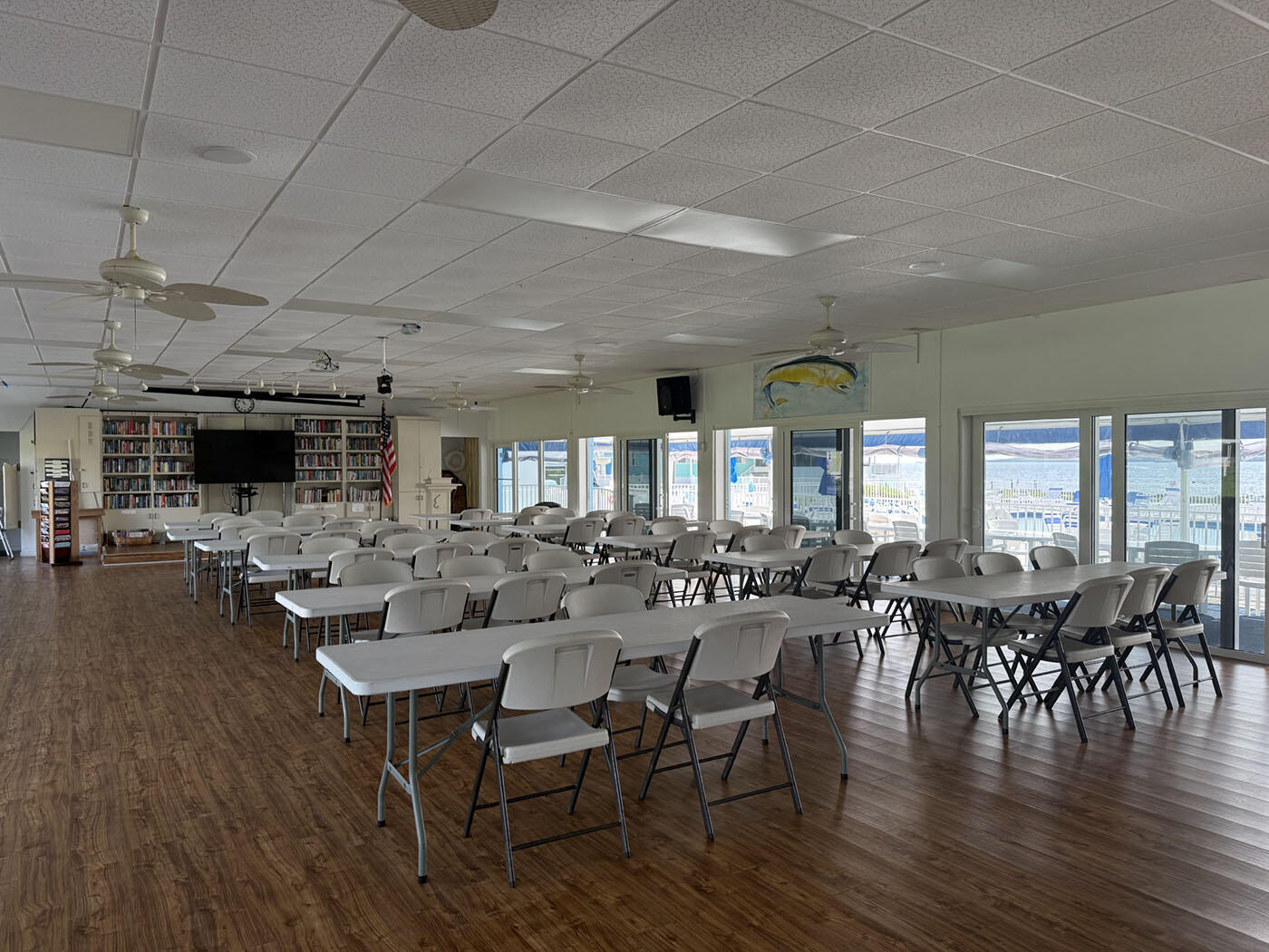 800 S Marina Avenue