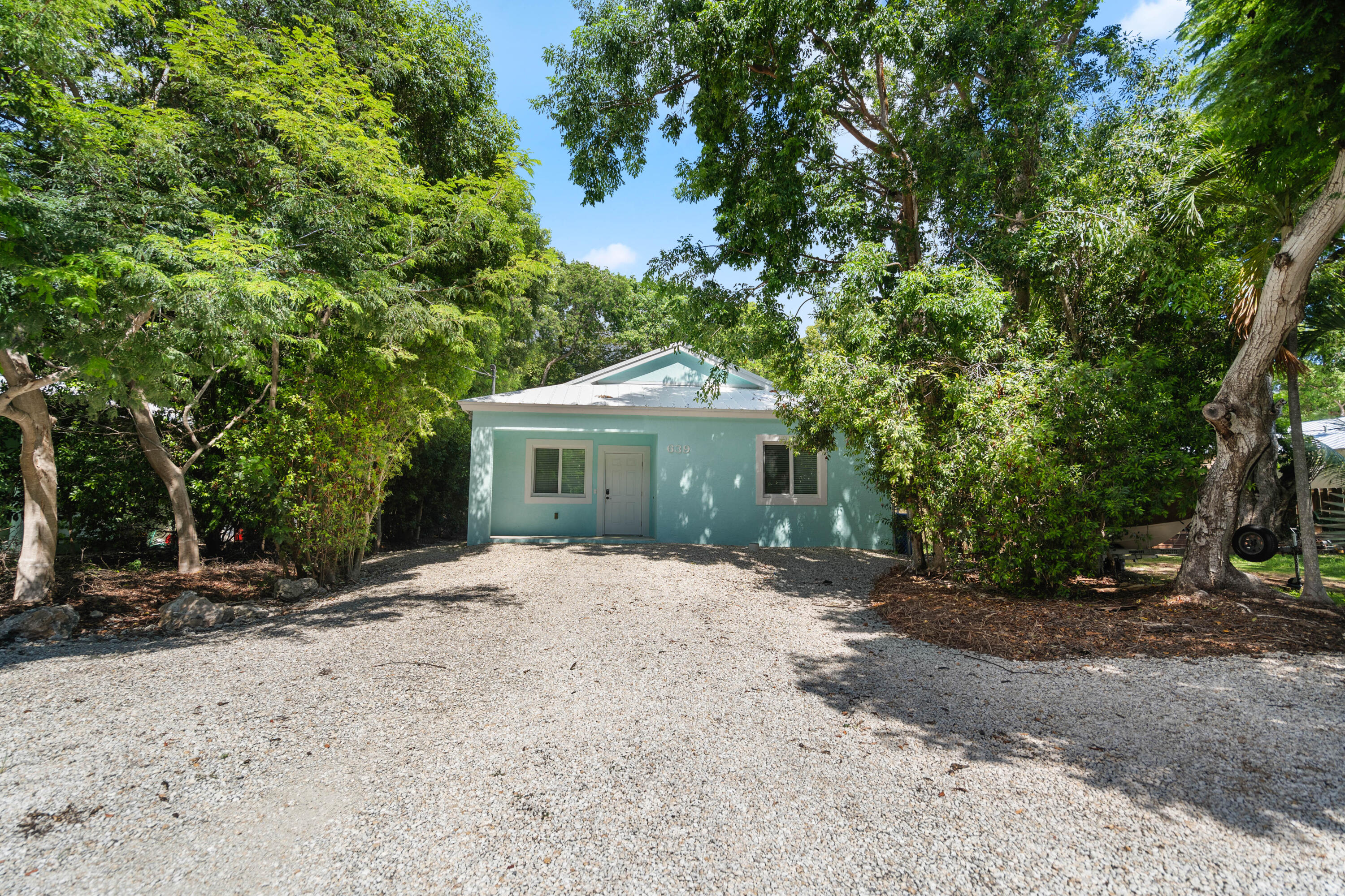639 Cabrera Street