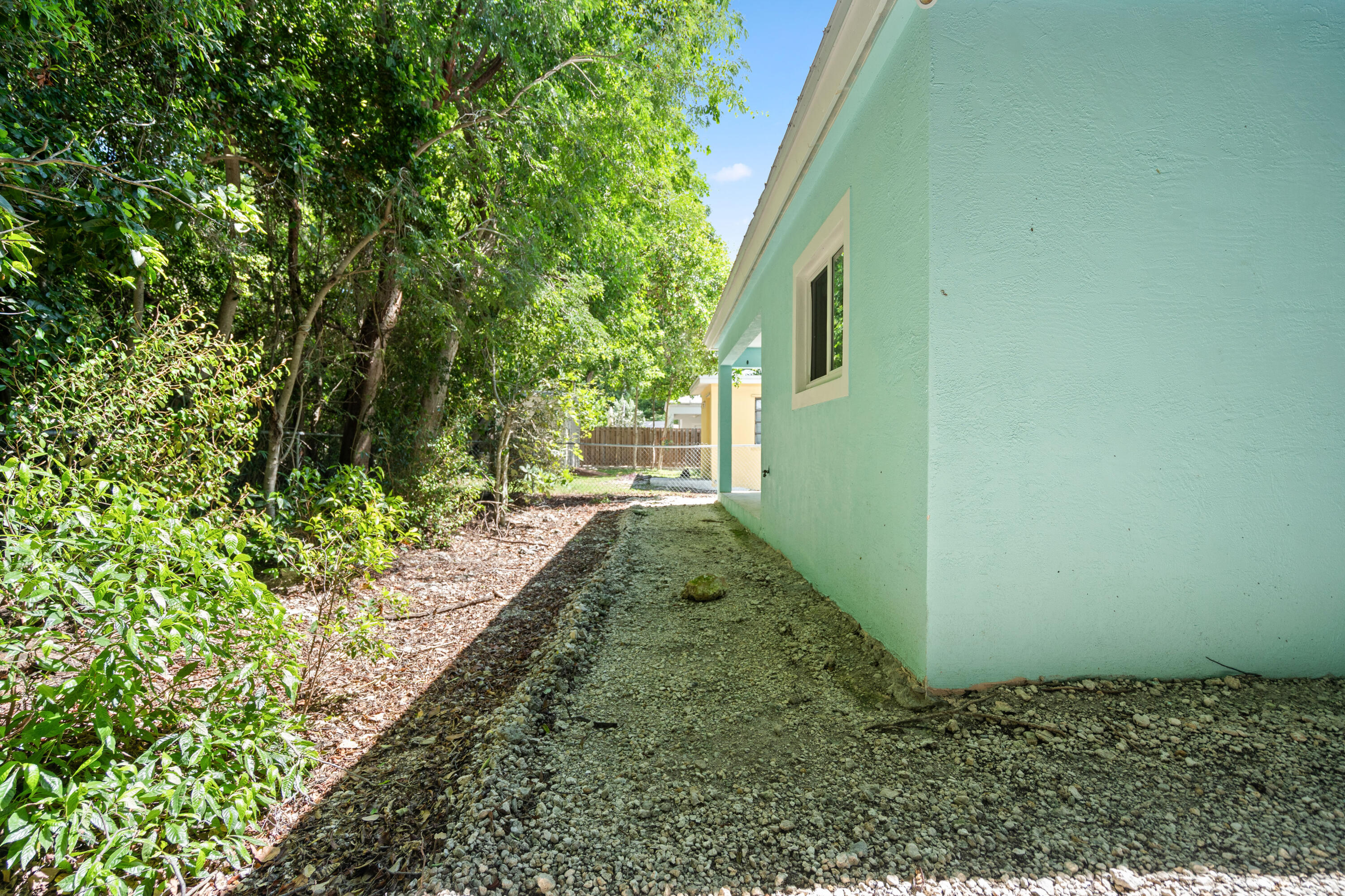 639 Cabrera Street