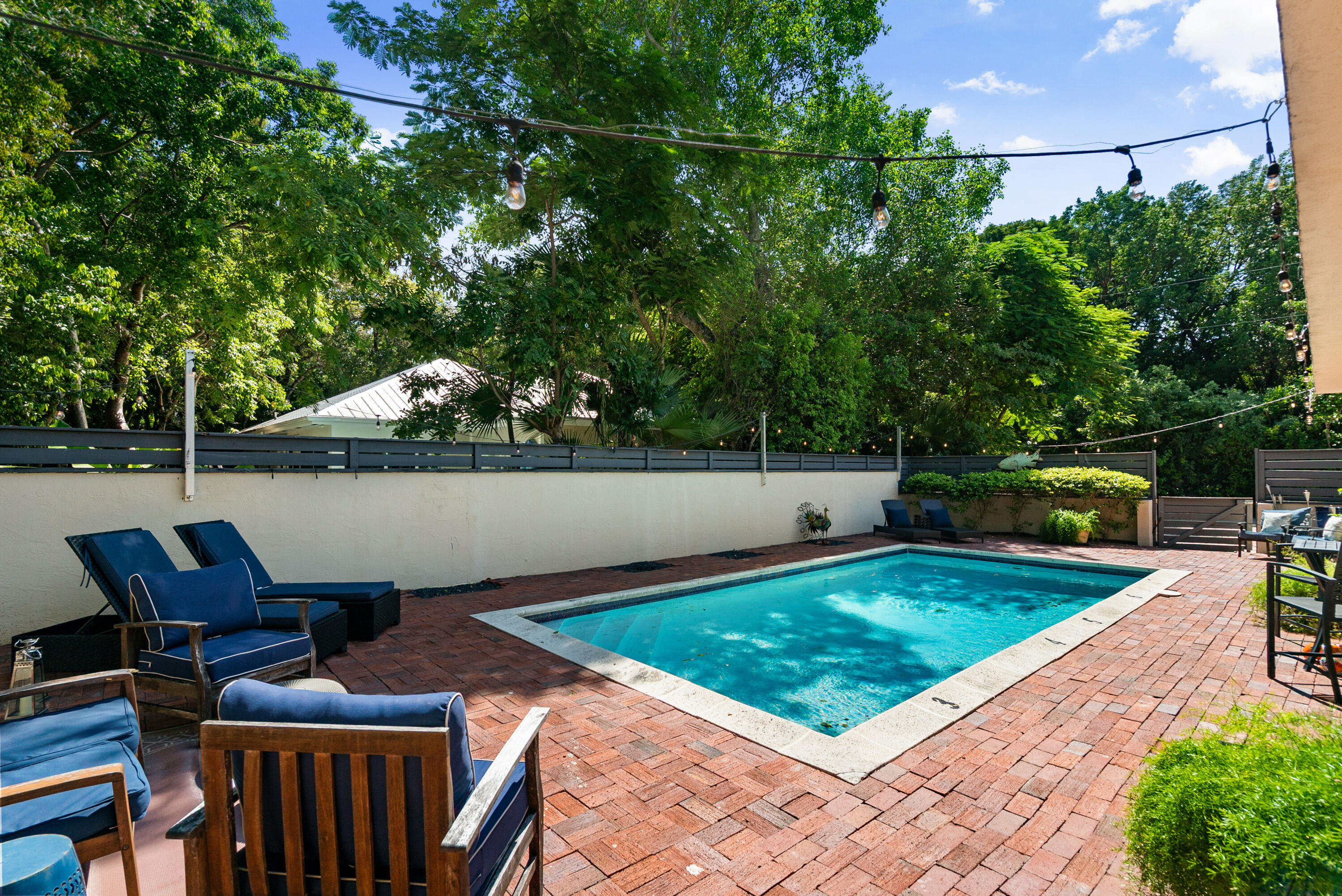 230 Key Honey Lane