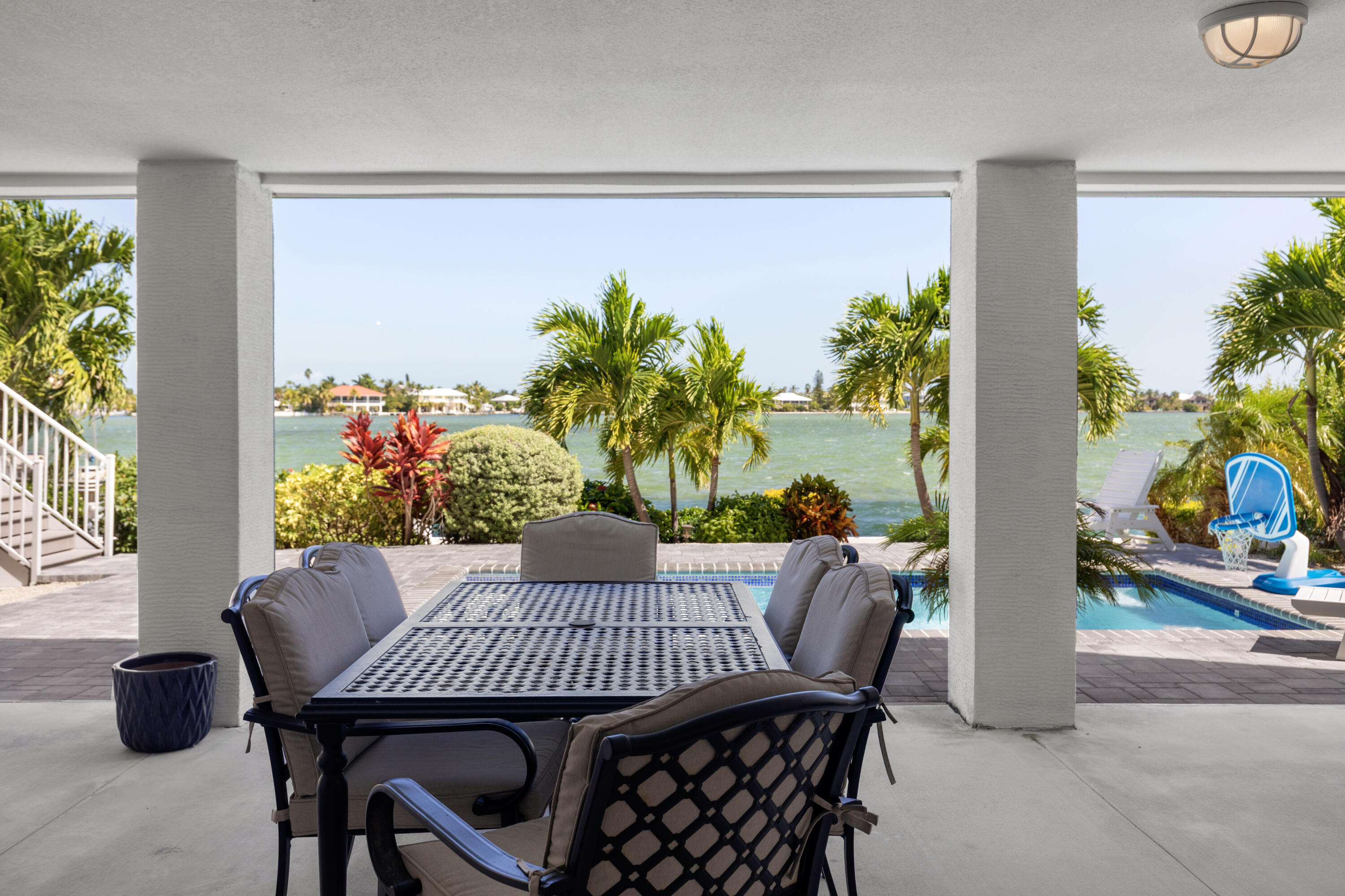 265 S Point Drive