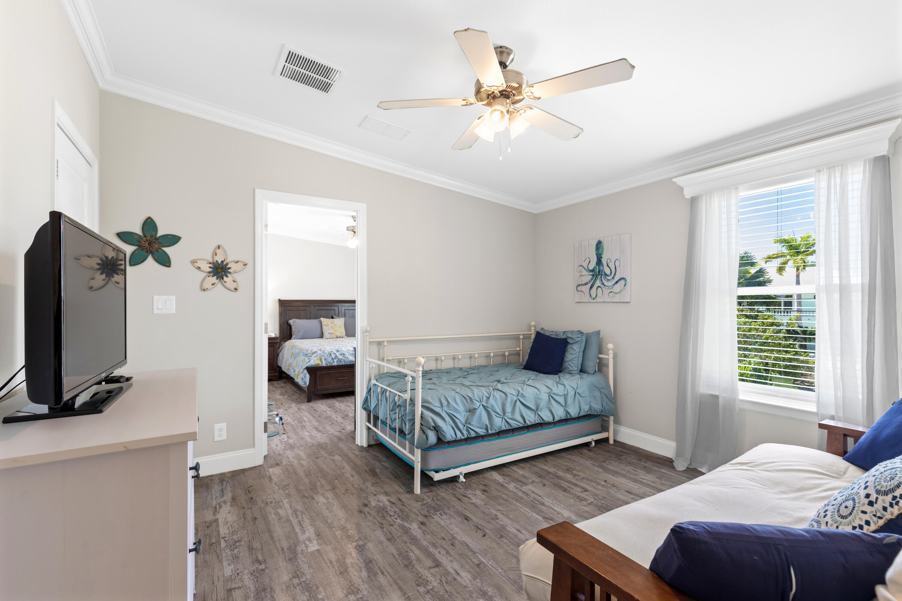 265 S Point Drive
