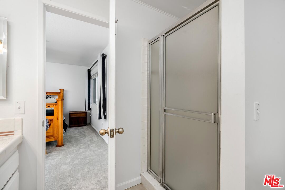 18550 Hatteras St Unit: 32