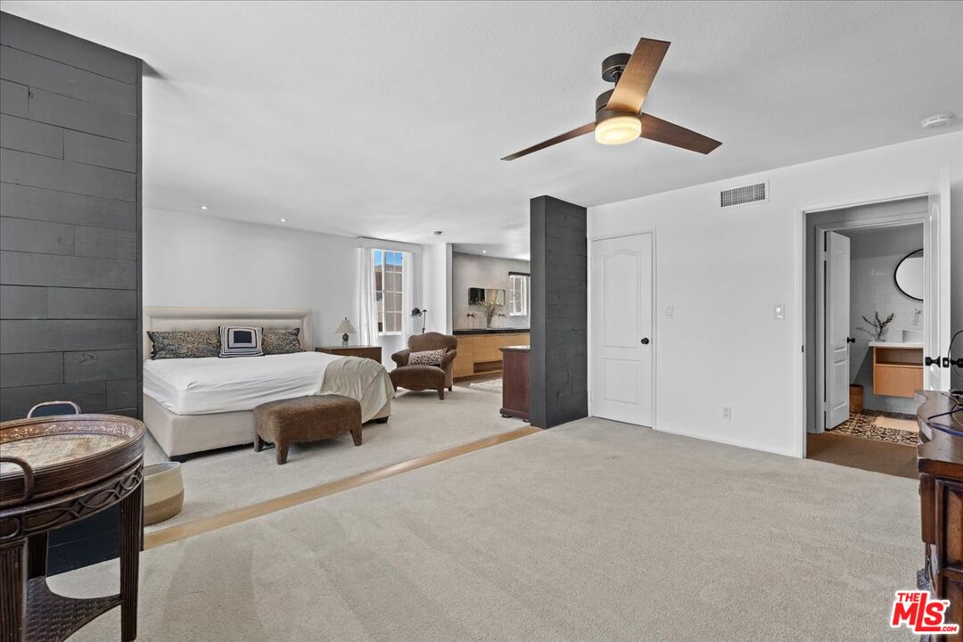 5050 Coldwater Canyon Ave Unit: 310