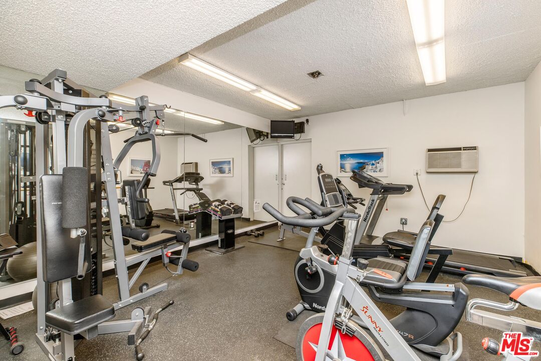 14521 Benefit St Unit: 106