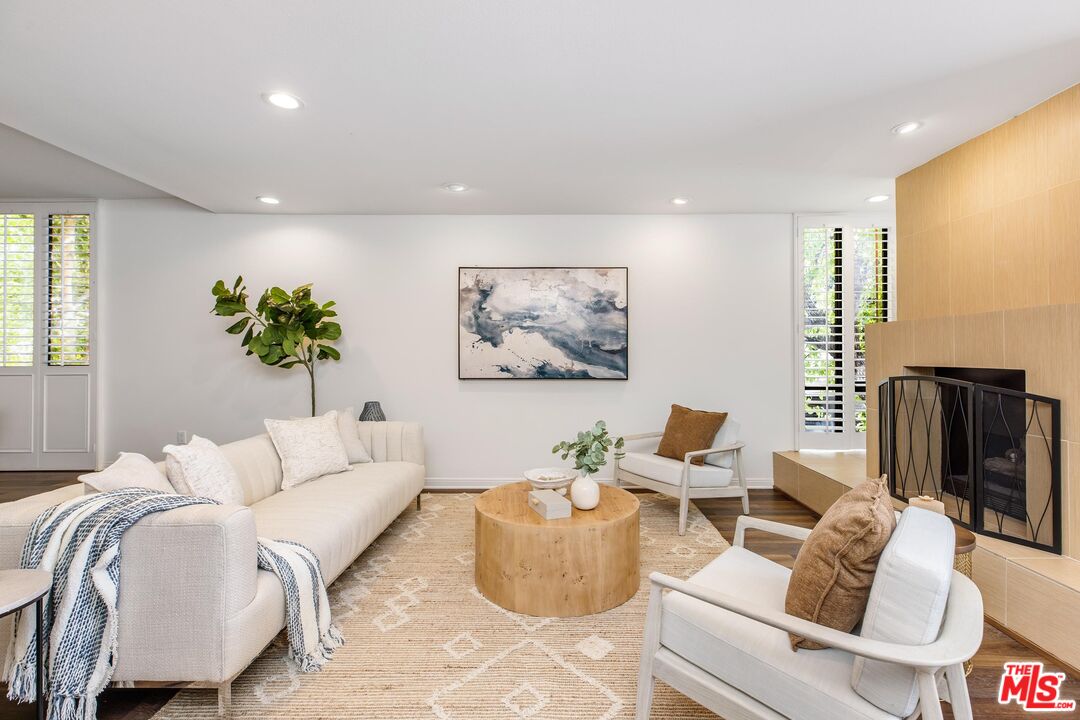 14521 Benefit St Unit: 106