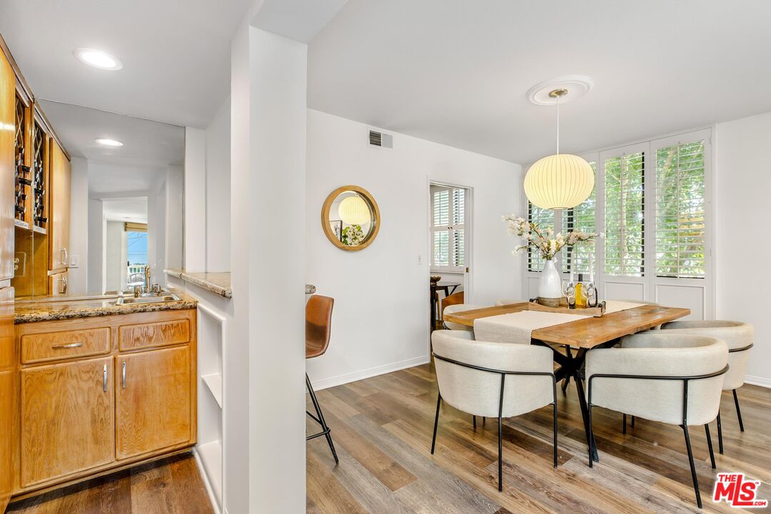 14521 Benefit St Unit: 106