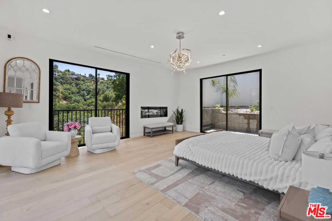 3935 Hopevale Drive