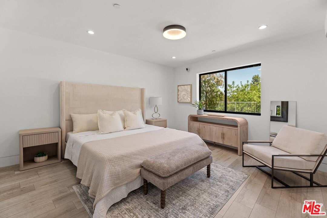 3935 Hopevale Drive