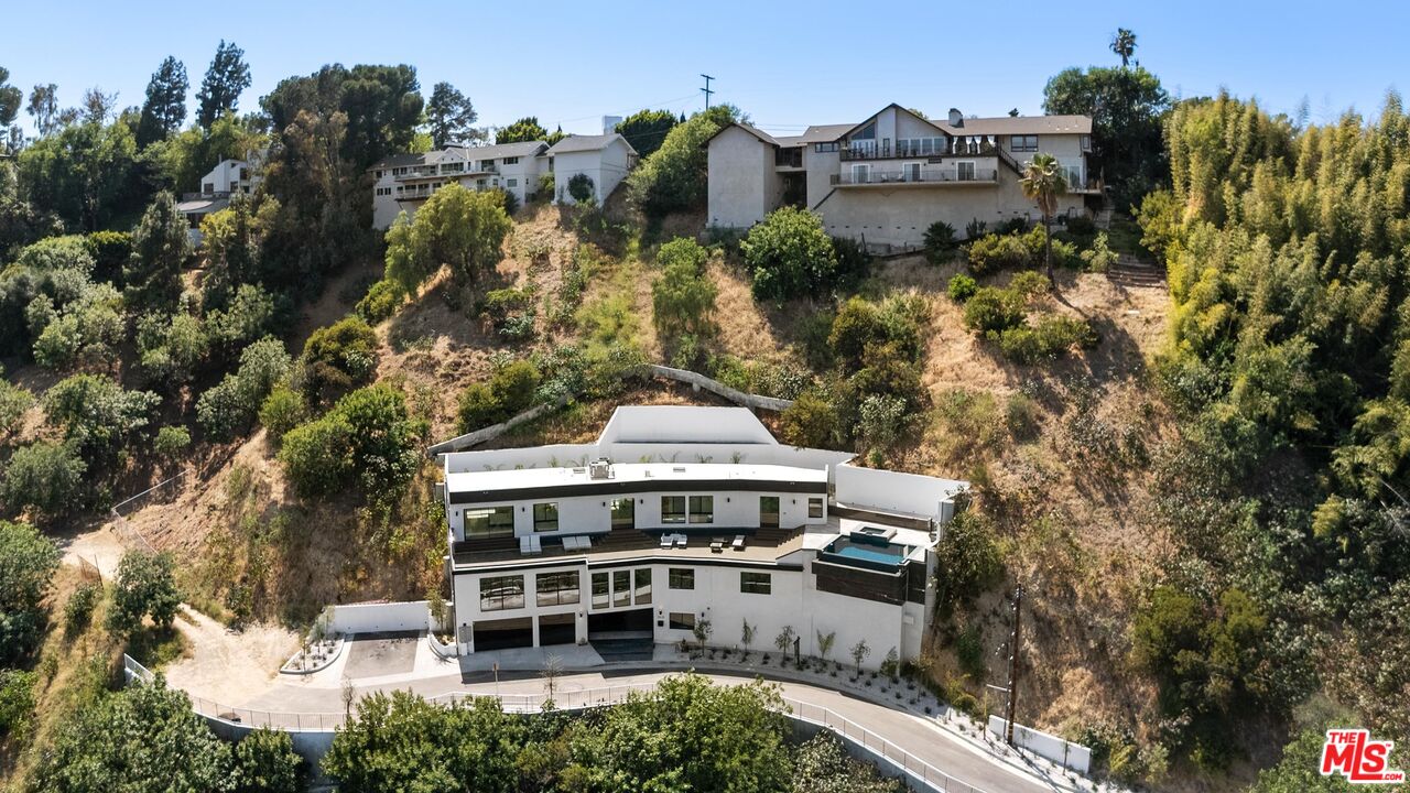 3935 Hopevale Drive