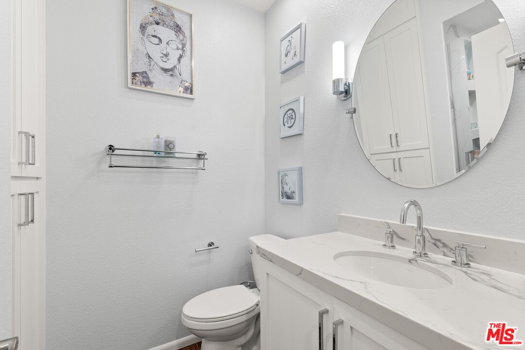 14844 Dickens St Unit: 108