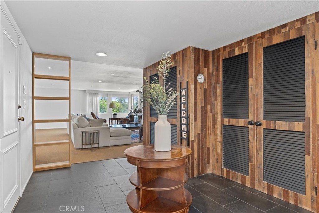 5050 Coldwater Canyon Ave 310