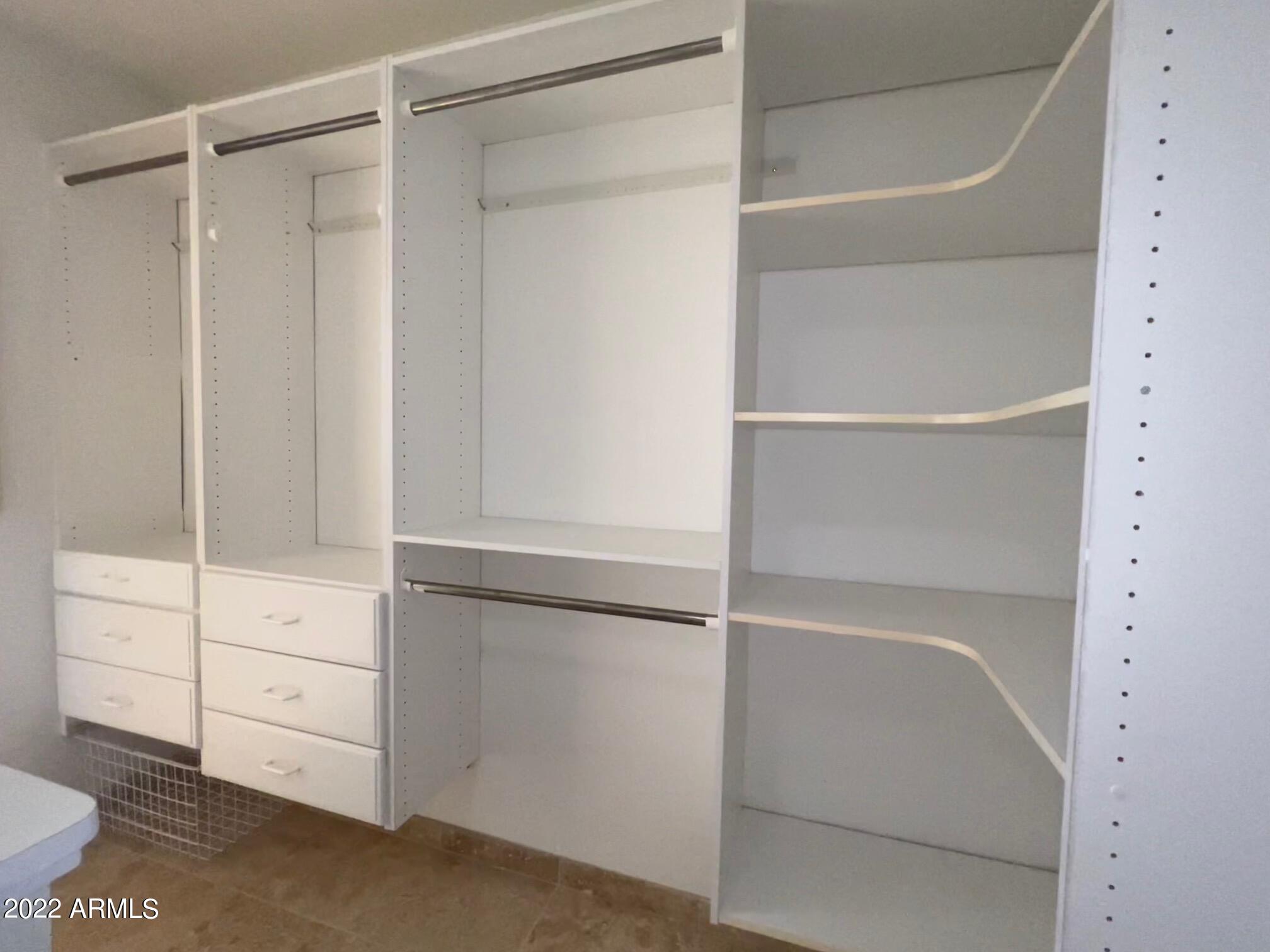 5435 E CAMELHILL Road