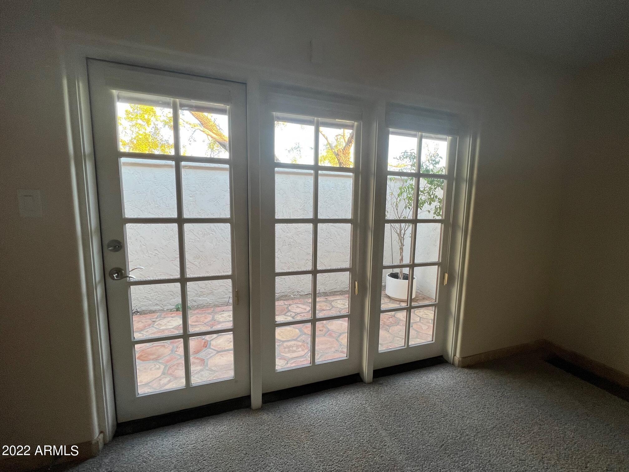 5435 E CAMELHILL Road