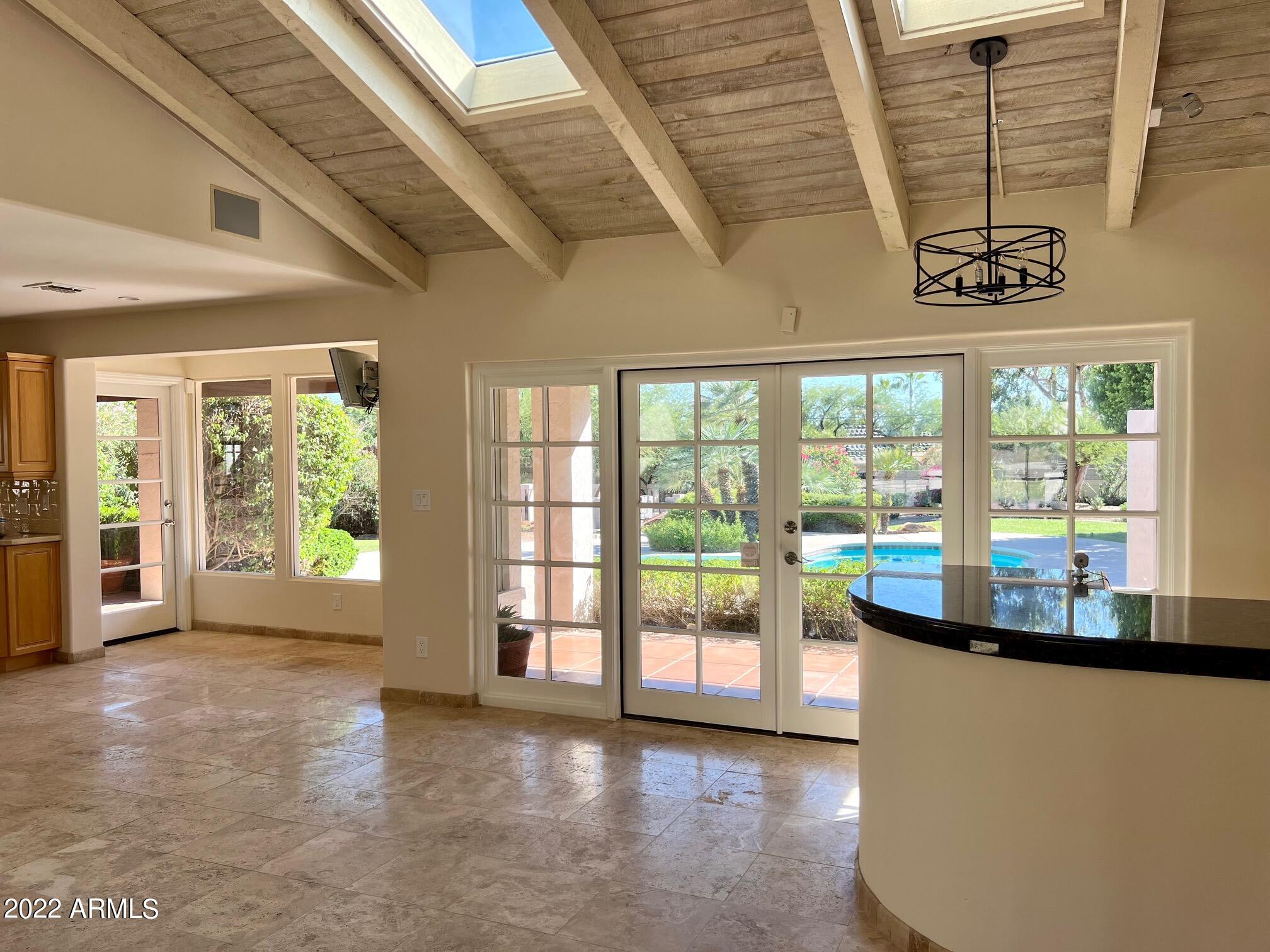 5435 E CAMELHILL Road